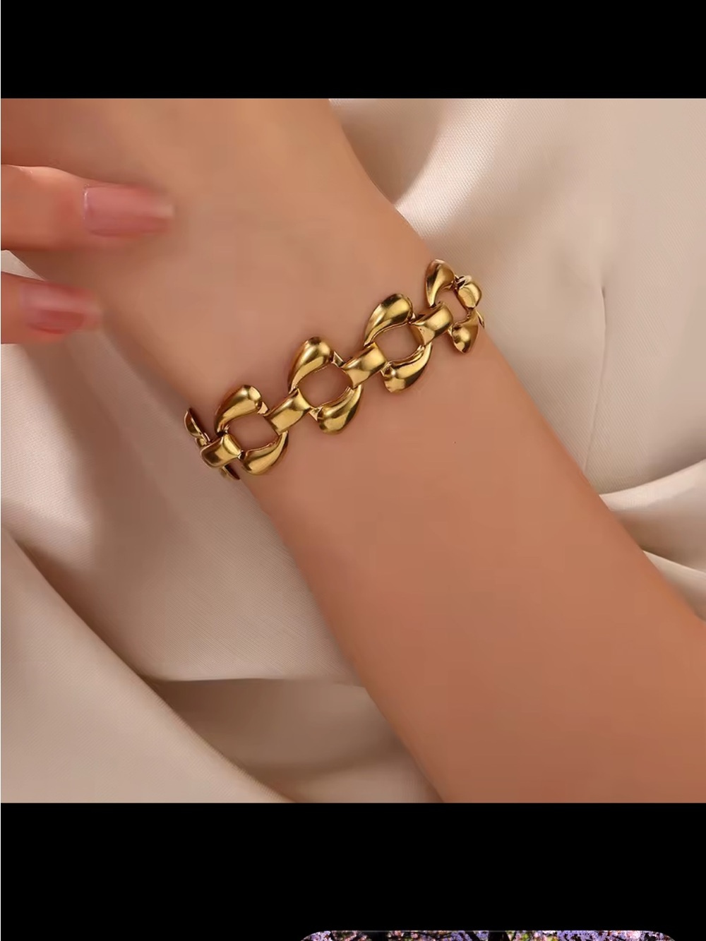 Chunky Gold Link Bracelet for Women